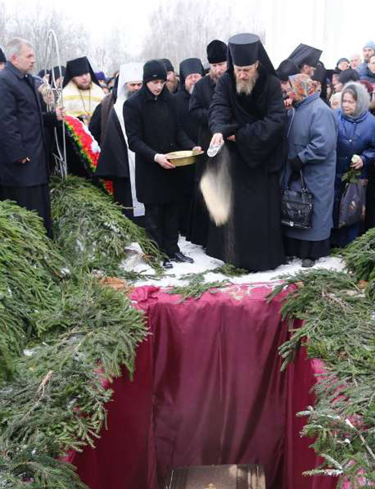 Ритуальные услуги - проведение панихиды и церковных обрядов