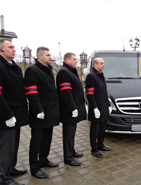 Бригада сопровождения на похоронах в Новокузнецке